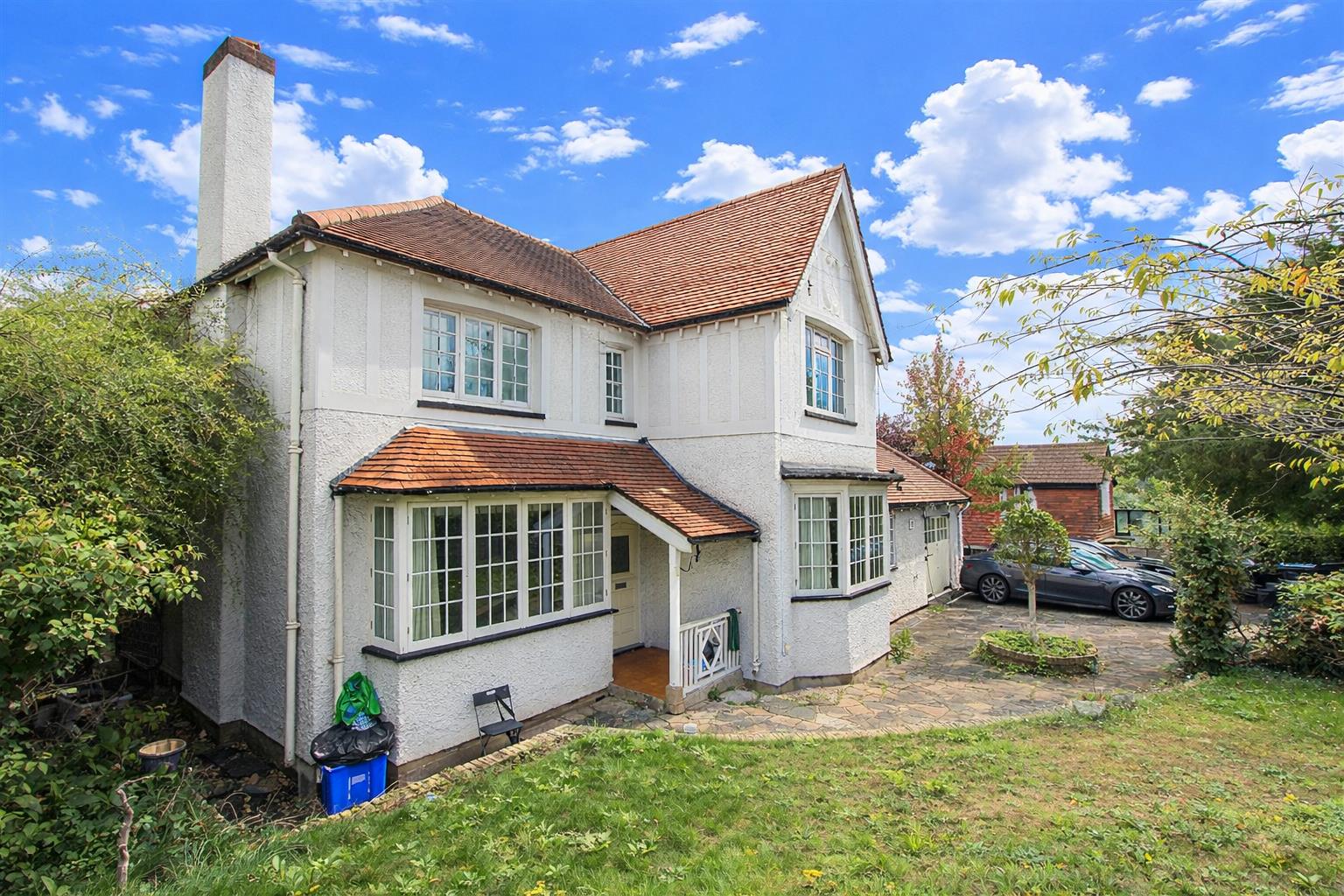 Woodcote Grove Road, Coulsdon